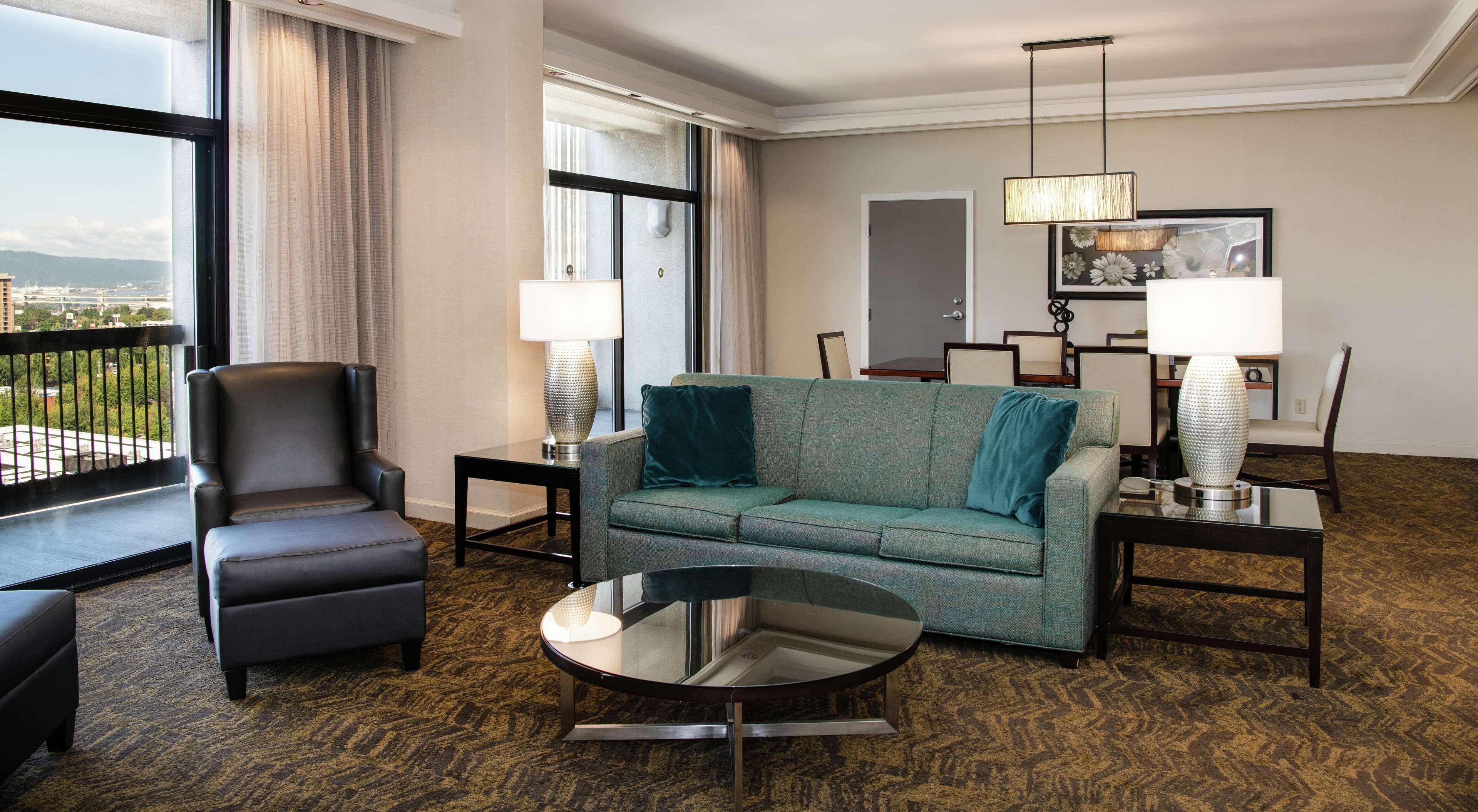Doubletree By Hilton 4*