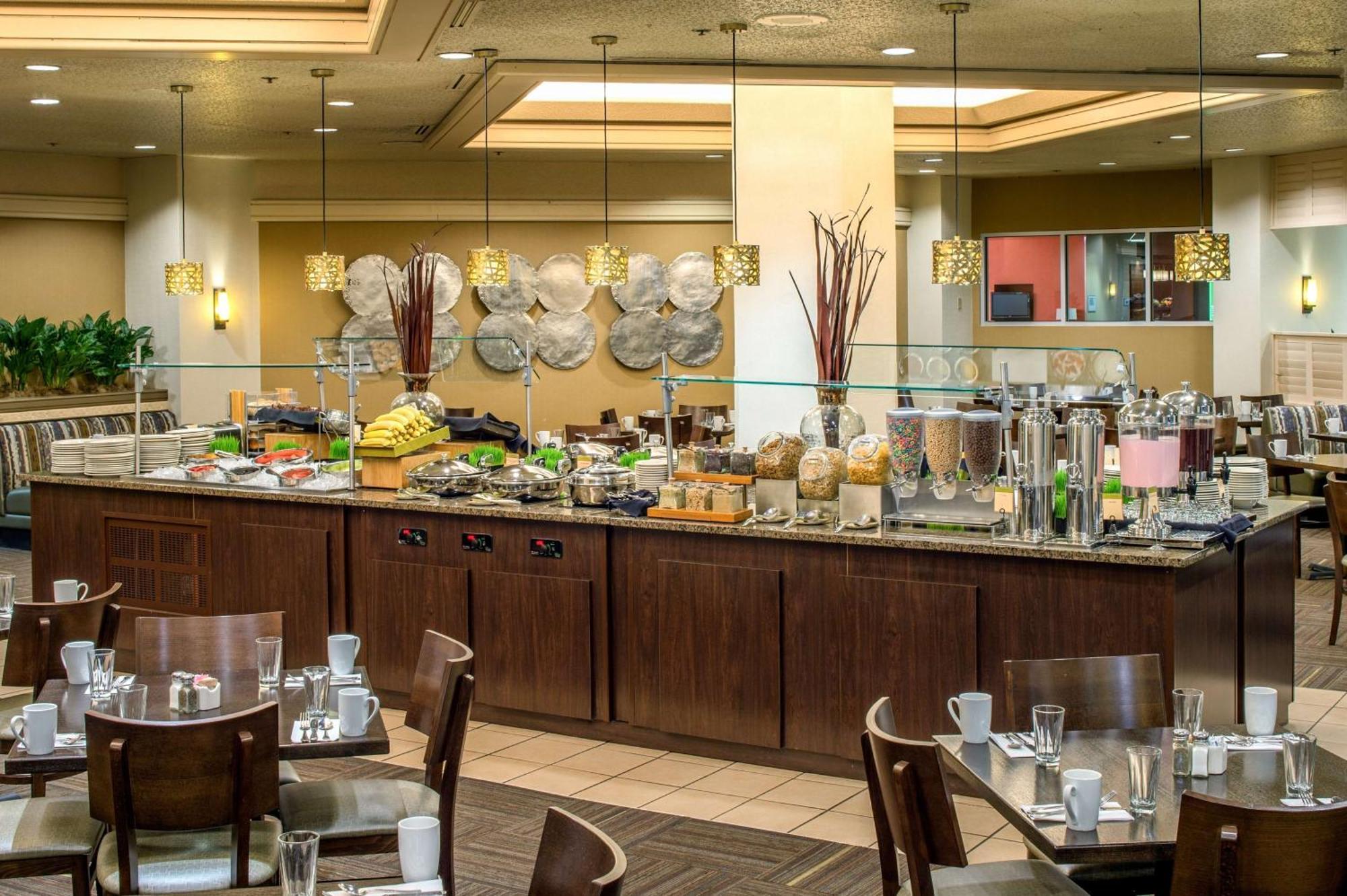 Doubletree By Hilton Hotel