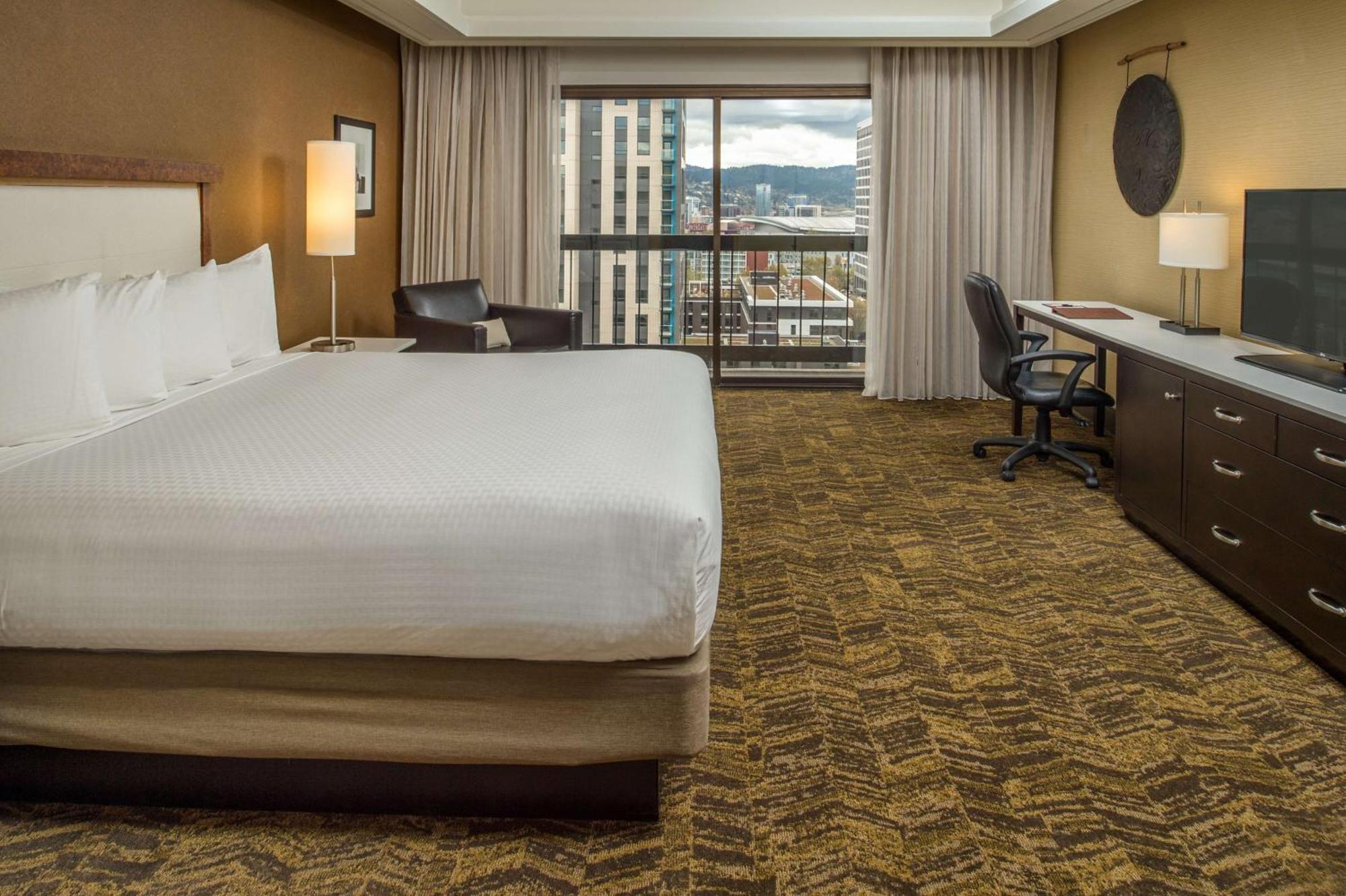 Doubletree By Hilton Hotel